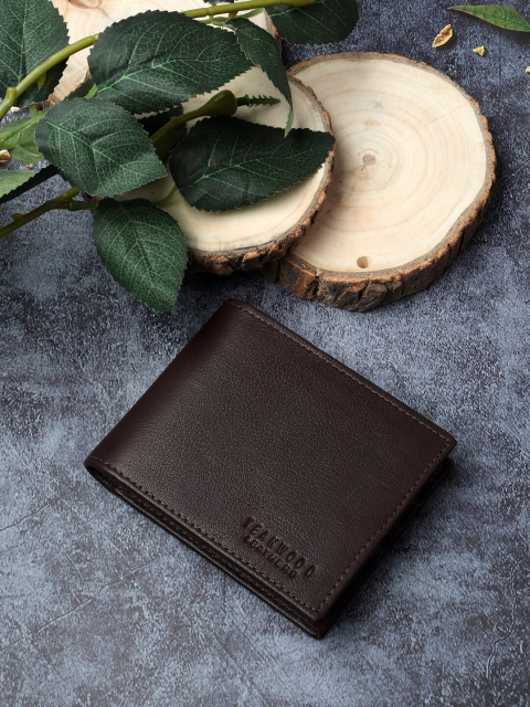 

Teakwood Leathers Men Brown Two Fold Wallet