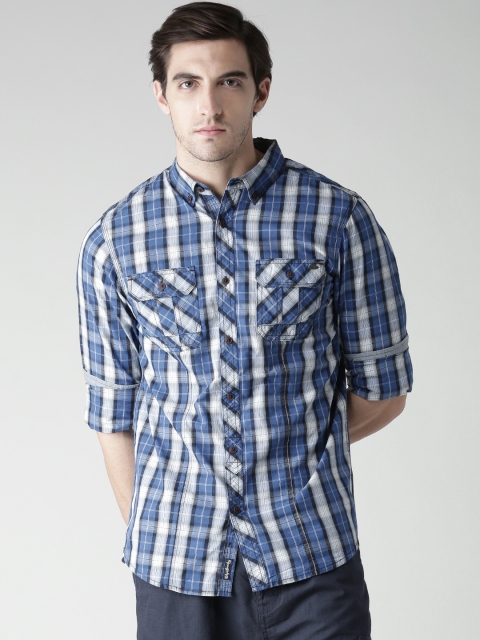 

Tokyo Laundry Men Blue Checked Casual Shirt