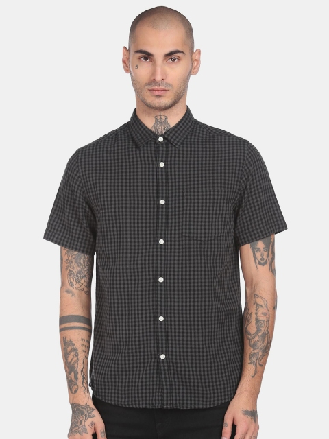 

Ruggers Men Black Gingham Checked Cotton Casual Shirt