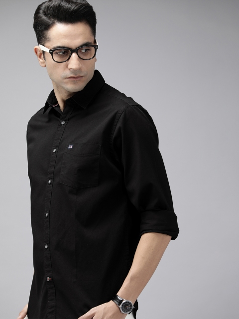 

Arrow Men Black Solid Pure Cotton Casual Shirt