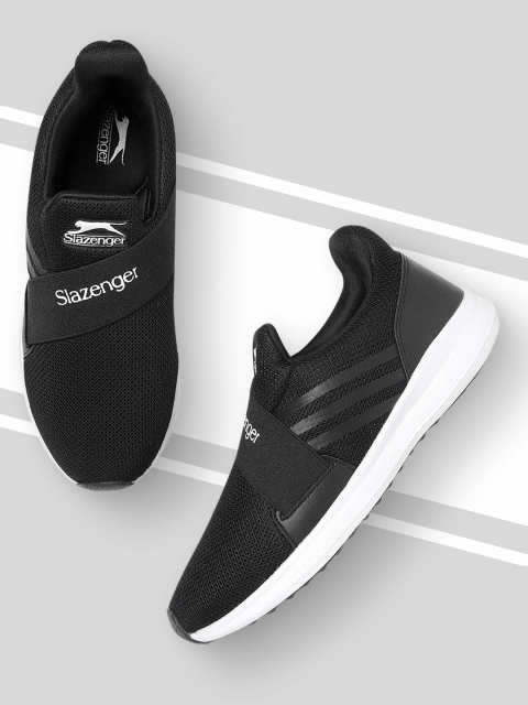 

Slazenger Men Black Woven Design Running Non-Marking Shoes