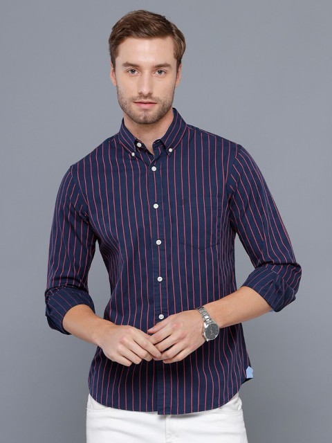 

Double Two Men Red Smart Regular Fit Striped Cotton Casual Shirt