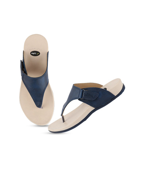 

WELCOME Navy Blue & Cream-Coloured Textured Comfort Heels