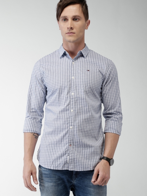 

Tommy Hilfiger Men Blue & White Slim Fit Checked Casual Shirt