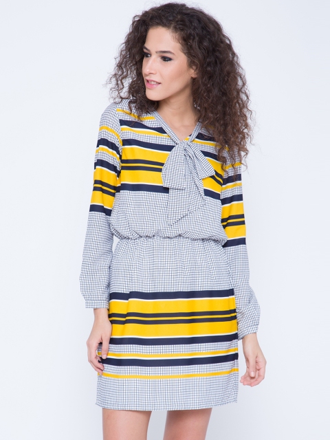 

Tokyo Talkies Women White & Navy Checked Blouson Dress