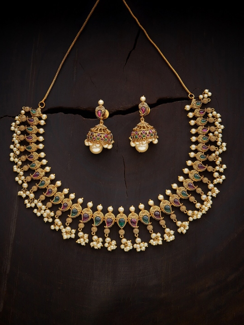 

Kushal's Fashion Jewellery Red & Green Gold-Plated Necklace With Earrings