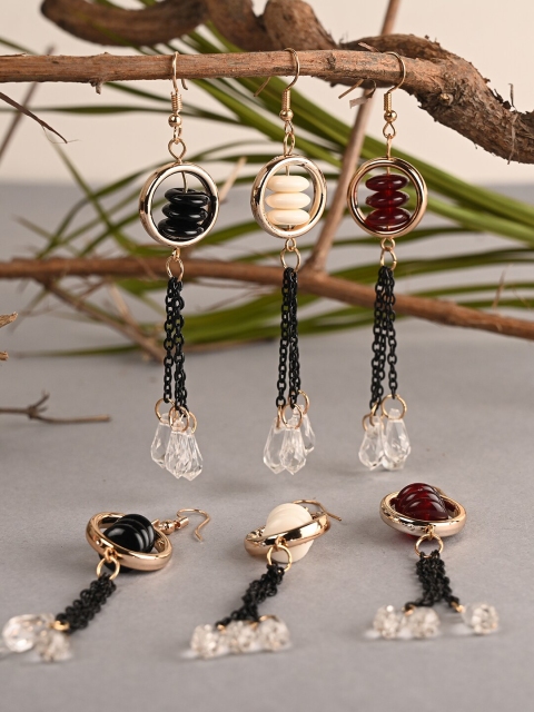

BuckleUp Black & White Contemporary Drop Earrings
