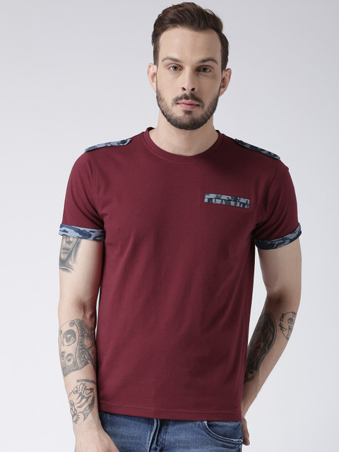 

Club York Men Maroon T-shirt