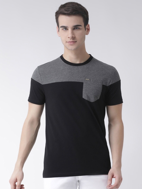 

Club York Men Black & Grey Cotton T-shirt
