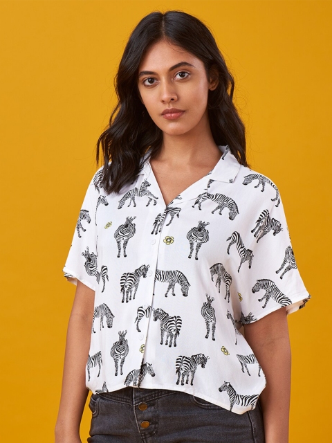 

The Souled Store Men White Comfort Printed Casual Shirt