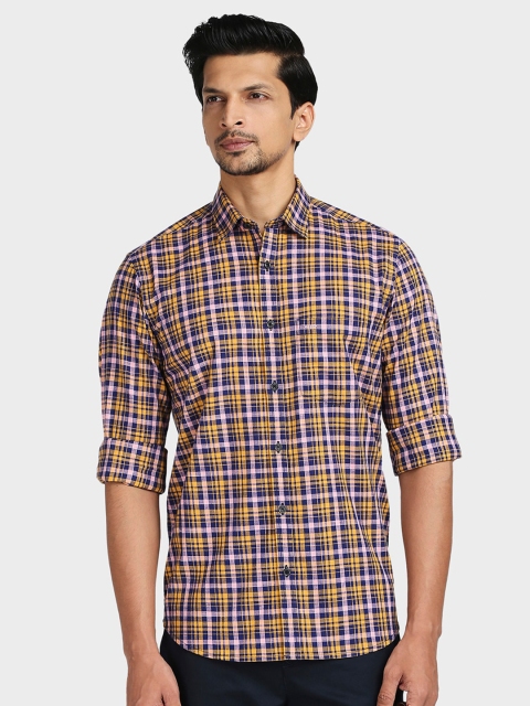 

ColorPlus Men Plus Size Red Tailored Fit Checked Cotton Casual Shirt