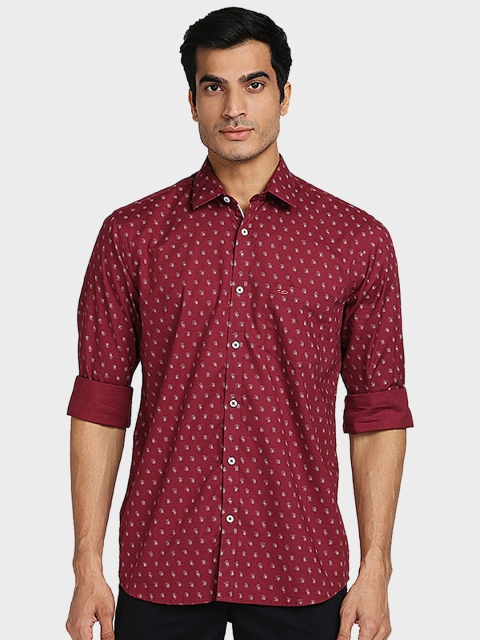 

ColorPlus Men Red Tailored Fit Printed Cotton Casual Shirt