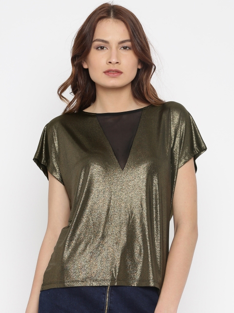 

Vero Moda Gold-Toned Solid Boxy Top