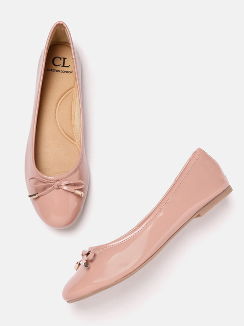 

Carlton London Women Peach-Coloured Patent Finish Ballerinas with Bow