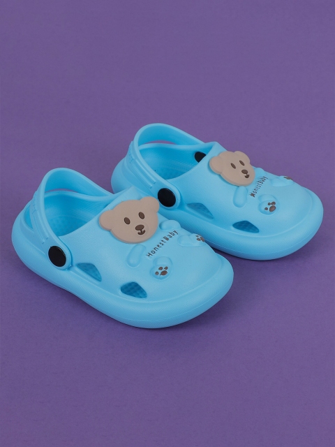 

FEETWELL SHOES Kids Blue Printed Clogs