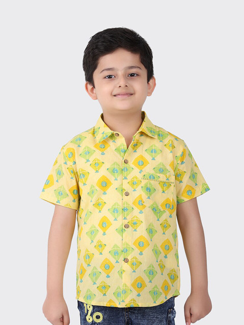 

Fabindia Boys Green Floral Printed Cotton Casual Shirt