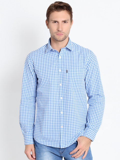 

Pepe Jeans Men Blue Tailored Fit Checked Casual Shirt