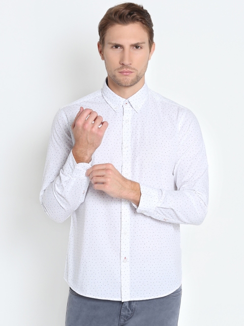

Pepe Jeans Men White Tailored Fit Printed Casual Shirt