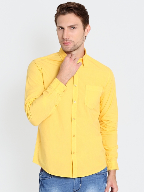 

Pepe Jeans Men Yellow Tailored Fit Solid Casual Shirt