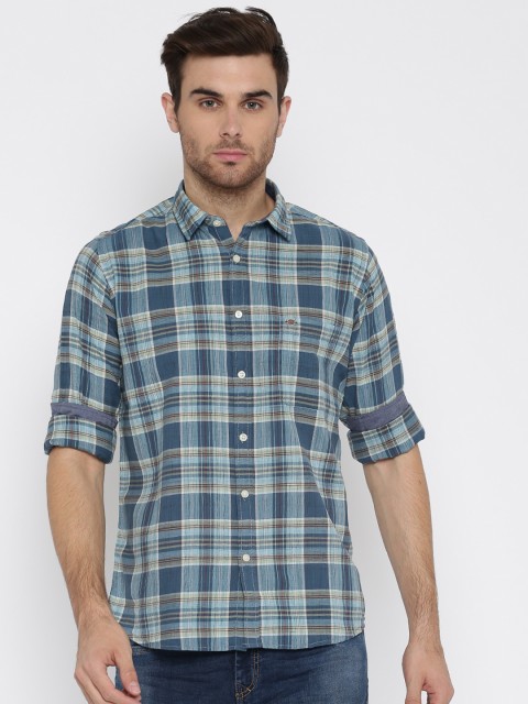 

Pepe Jeans Men Blue & Green Semi Fit Checked Casual Shirt