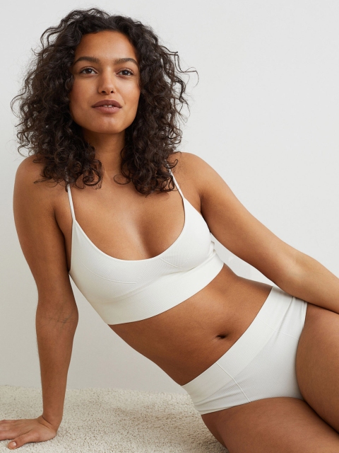

H&M Women Pack of 2 White Solid Brazilian Briefs 0942947018