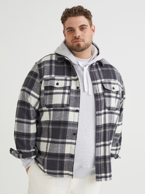

H&M Men Grey & White Checked Twill Overshirt