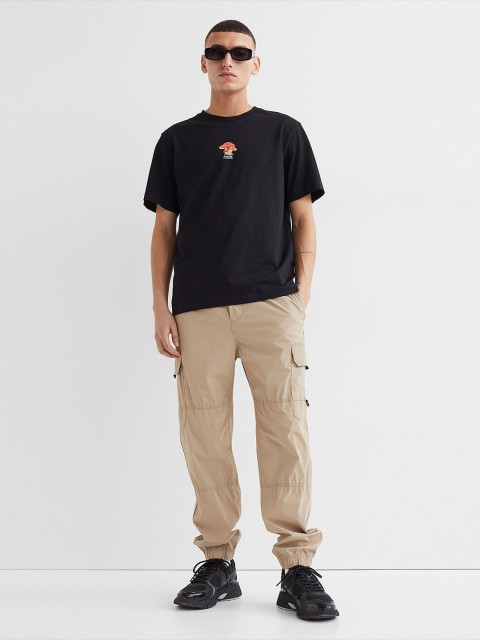 

H&M Men Black Printed T-shirt