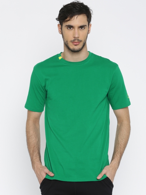 

REVO Men Green Slim Fit T-shirt