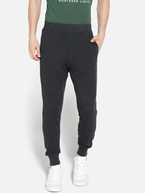 

hummel Men Green Solid Regular Fit Pure Cotton Joggers