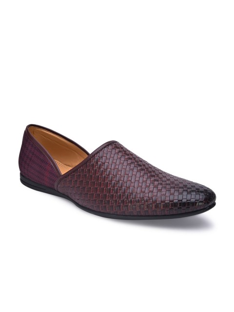 

San Frissco Men Maroon Woven Design Mojaris