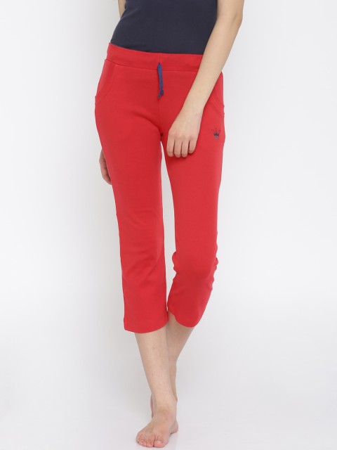 

Red Rose Red Capris