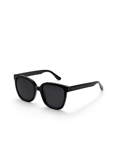 

Daniel Wellington Unisex Black Full Rim Wayfarer Sunglasses with UV Protected Lens