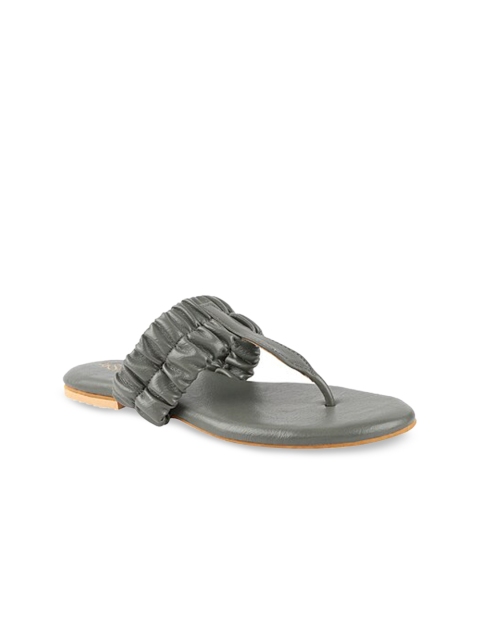 

THE WHITE POLE Women Grey Textured T-Strap Flats