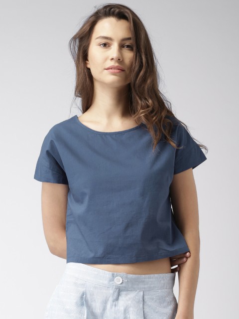 

Mast & Harbour Women Navy Blue Solid Crop Top