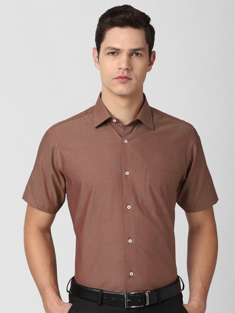 

Van Heusen Men Brown Formal Shirt
