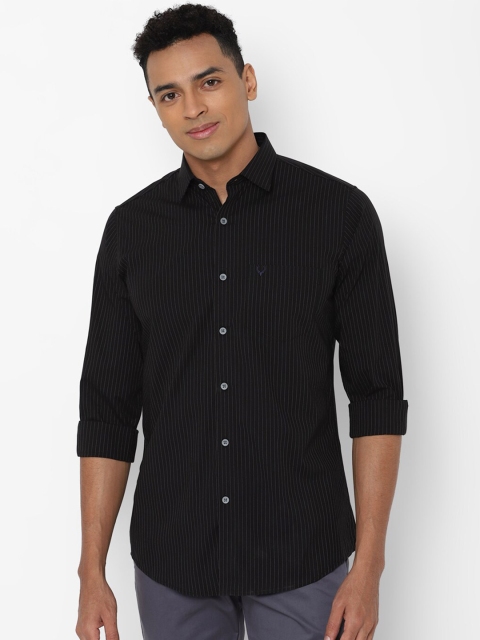 

Allen Solly Men Black Slim Fit Gingham Checks Checked Casual Shirt
