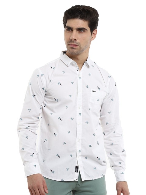 

V-Mart Men White Standard Slim Fit Printed Casual Shirt