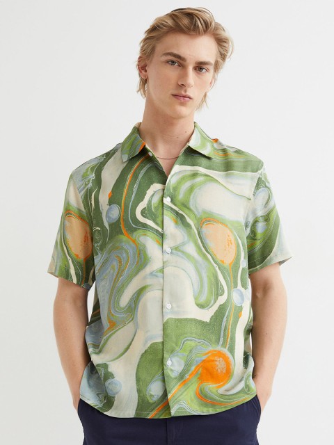 

H&M Men Green Regular Fit Short-Sleeved Patterned Shirt