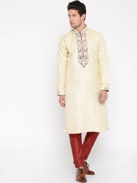 

TOZZI Off-White & Maroon Embroidered Kurta Churidar