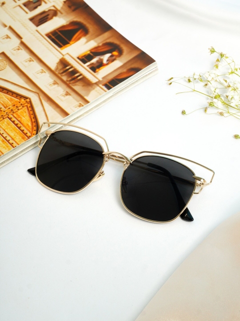 

Ferosh Unisex Black Lens & Gold-Toned Browline Sunglasses