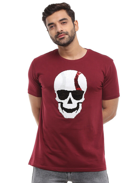

V-Mart Men Maroon Printed T-shirt