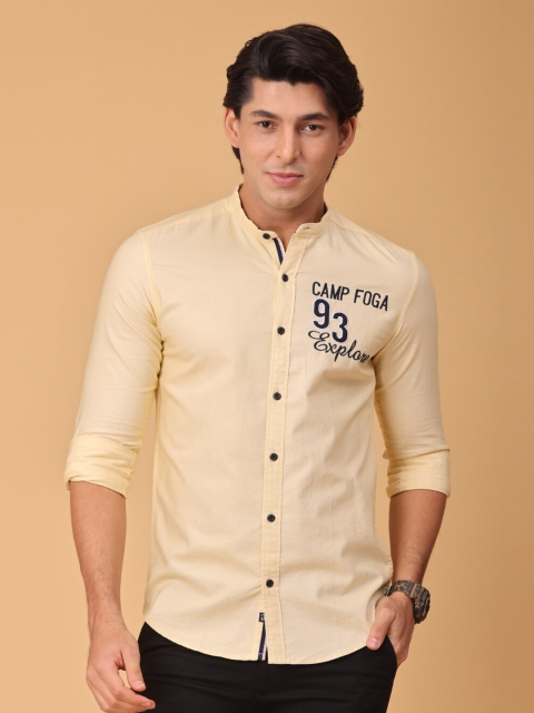 

FOGA Men Yellow Classic Printed Casual Shirt