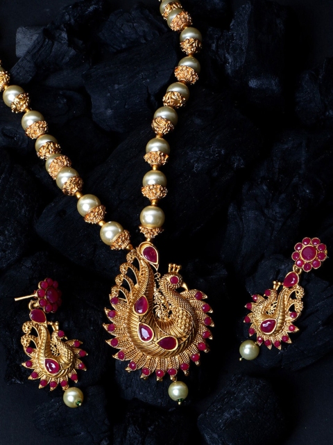 

ANIKAS CREATION Gold-Plated Pink Stone Studded and Pearl Temple Jewellery Set, Red