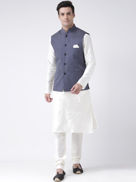 

DEYANN Men Navy Blue Dupion Silk Kurta with Churidar