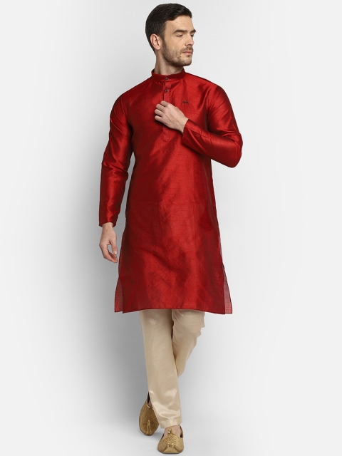 

DEVOILER Men Maroon Dupion Silk Kurta with Pyjamas