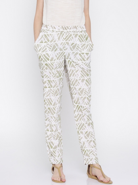 

Vero Moda White & Beige Printed Cigarette Trousers