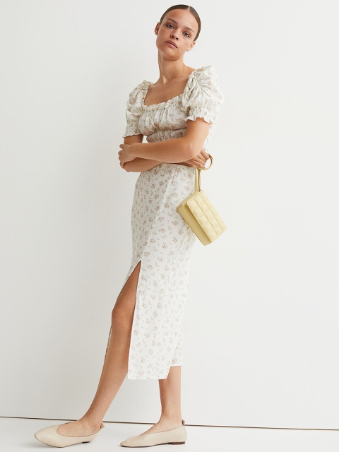 

H&M Women White Patterned Skirt