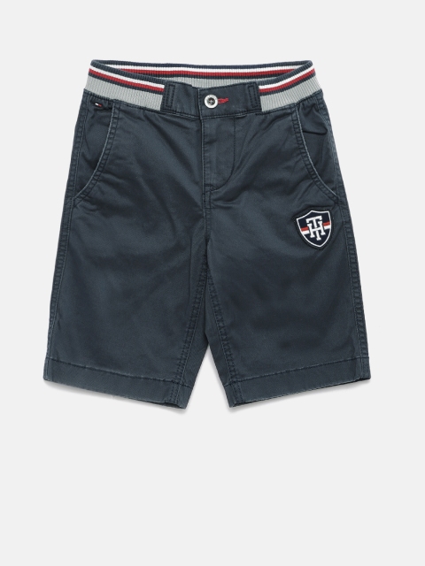 

Tommy Hilfiger Boys Navy Blue Solid Regular Fit Regular