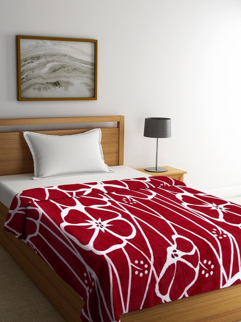 

Dhrohar Maroon & White Floral AC Room 300 GSM Single Bed Blanket