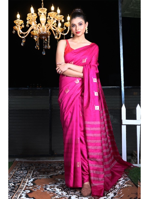 

Charukriti Magenta & Golden Zari Silk Blend Saree